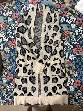 Guess Ivory & Black Leopard Open-Front Cardigan